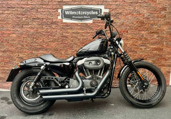 HARLEY-DAVIDSON SPORTSTER 1200 XL NIGHTSTER 